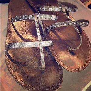 Ladies sandals